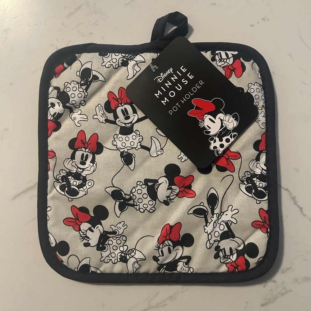 Disney Minnie Mouse Pot Holder - Vintage Red Bow Design- NWT
